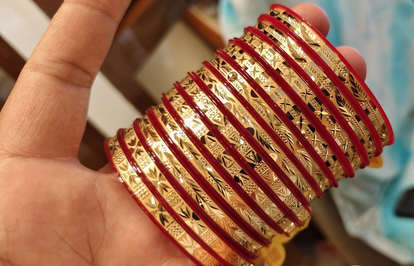 Diamond Cut Gold Bangles