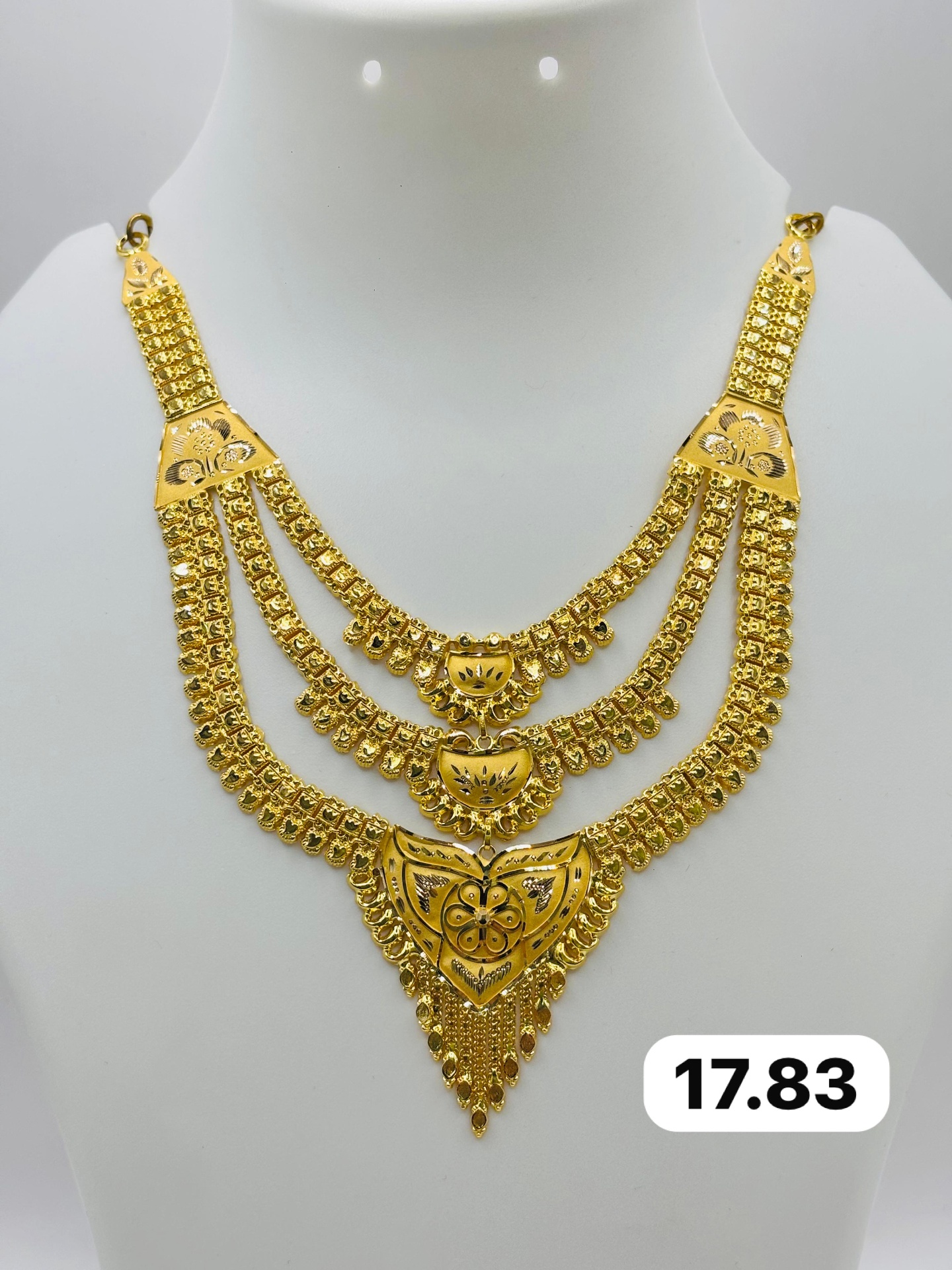 22K gold grand three-layer bridal necklace with floral medallion centerpiece, 17.83 grams