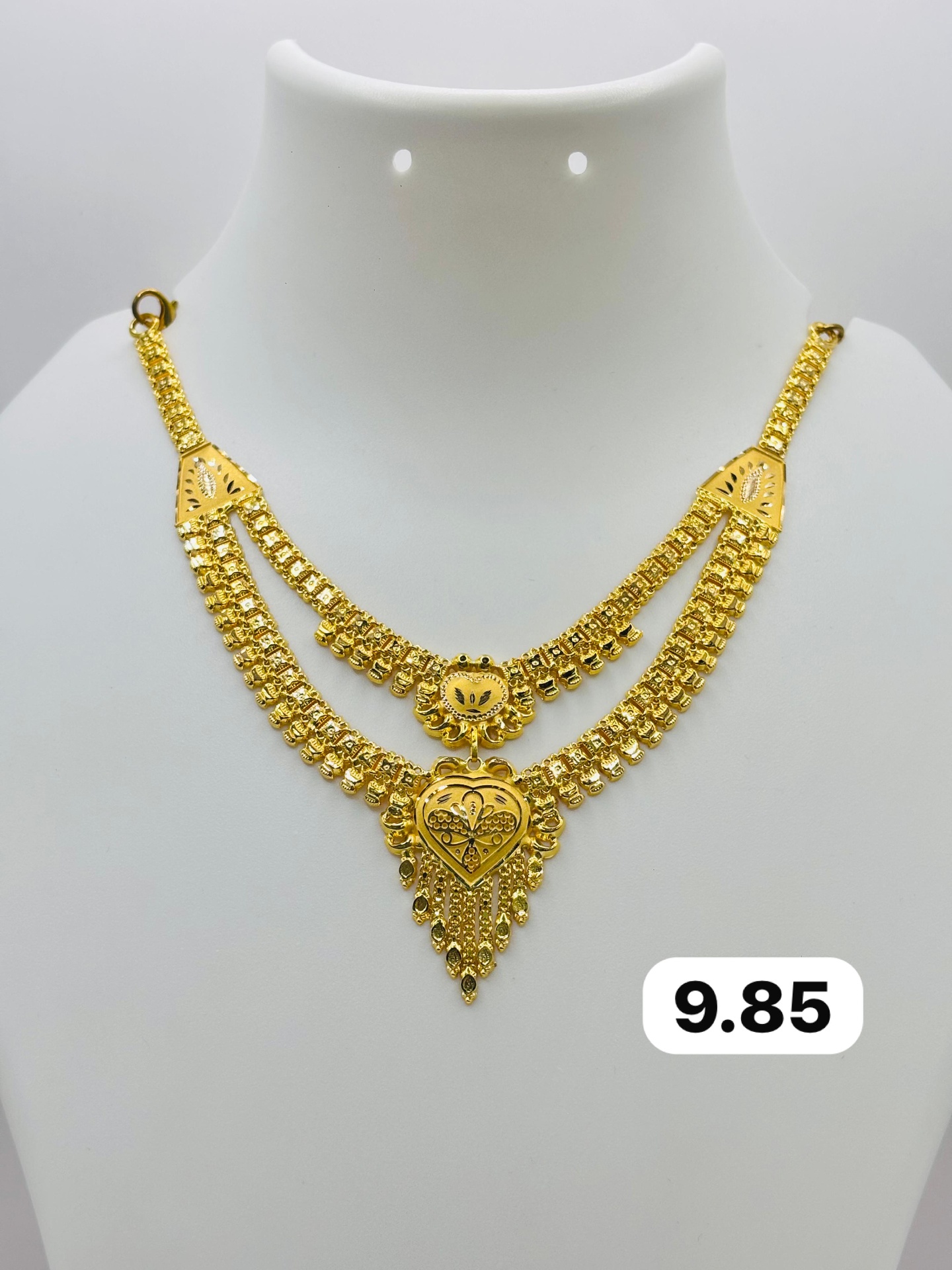 22K gold two-layer necklace with heart medallion and cascading gold drops, 9.85 grams